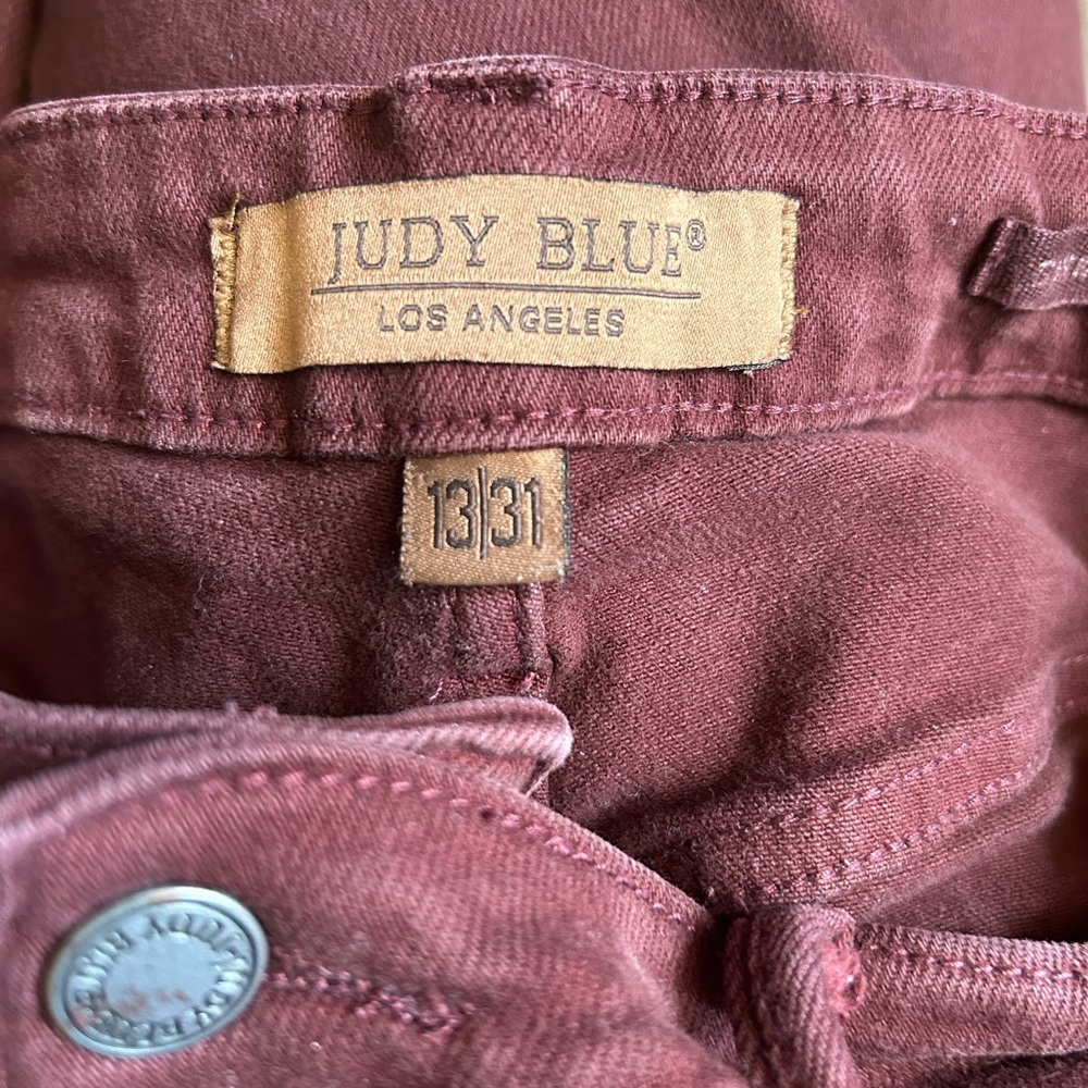 Judy Blue High Waisted Tummy Control Oxblood Red Wide Leg Cropped Jeans - Picture 9 of 11